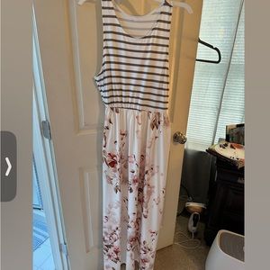 Stripe and Floral Dress w/pockets NWT